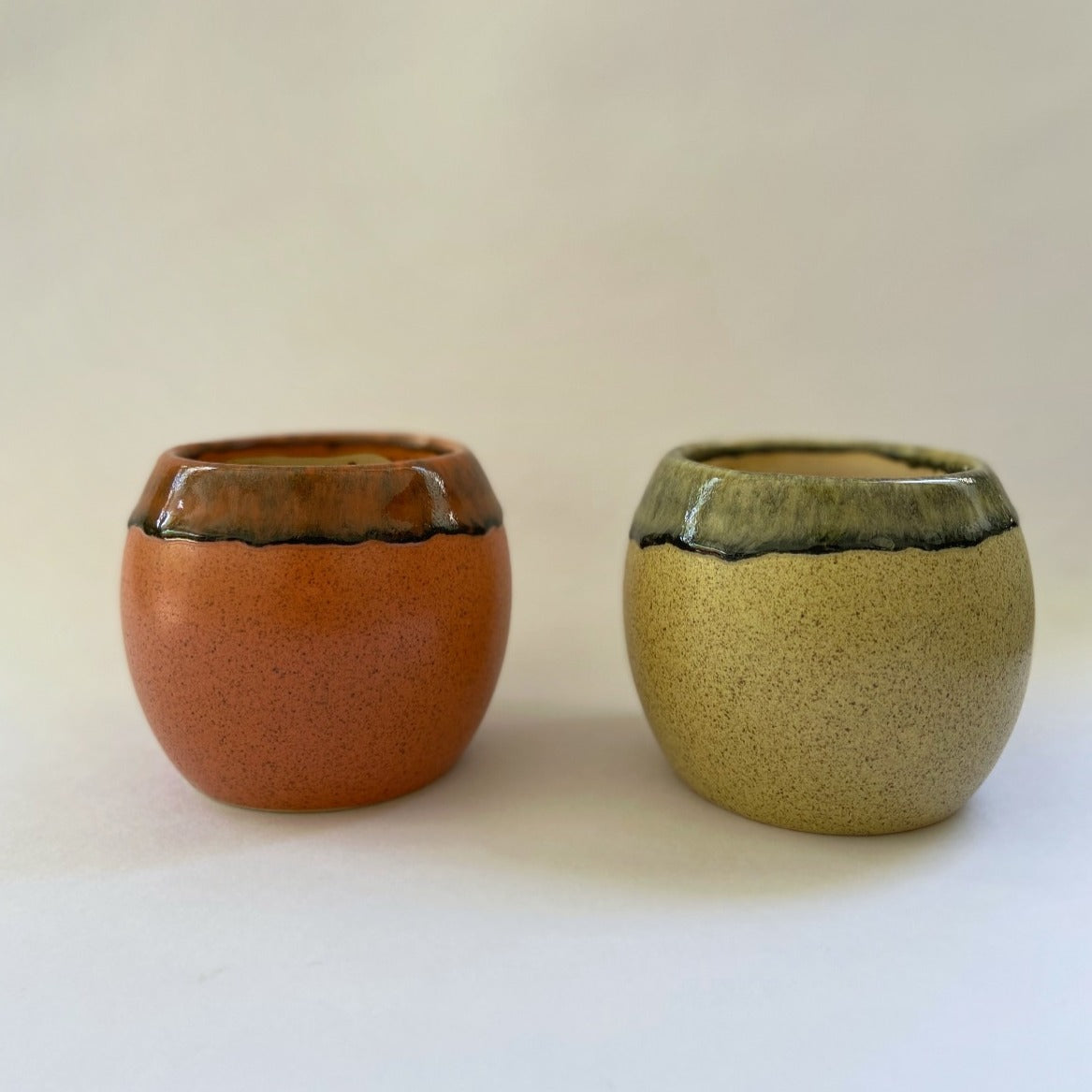 flow pot, small planter, succulent pot, ceramic pot