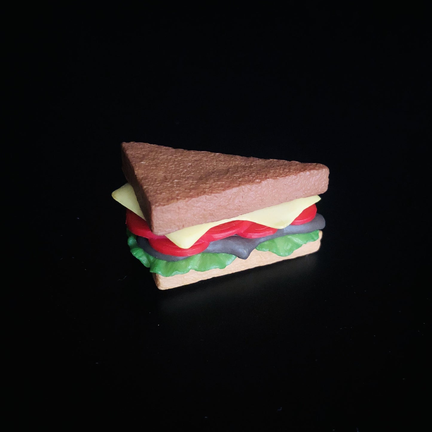 cheese sandwich, tomato, cheese, lettuce, bread